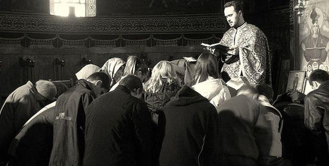 Ce NU AI VOIE să faci sub nicio formă &icirc;n zilele de VINERI din POSTUL PAȘTELUI!