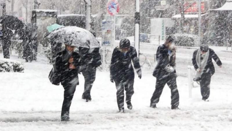 Urgie peste România! Meteorologii au anunţat COD PORTOCALIU de ninsori abundente şi viscol. HARTA zonelor afectate!