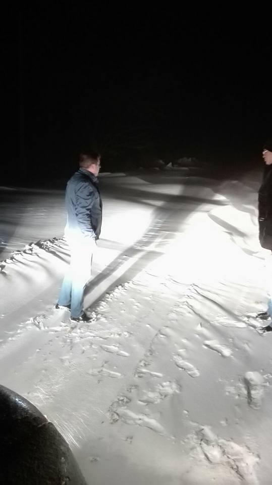 VREMEA face ravagii &icirc;n Rom&acirc;nia: Drum judeţean &icirc;nchis, utilajele nu pot interveni!