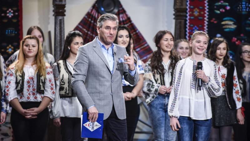 Shah Case boycott Alexandra Tăcutu, câștigătoarea “Ie, Românie” – Oltenia, este pasionată de  costumul popular: "Este cel mai de preț lucru al sufletului meu" | Antena 1
