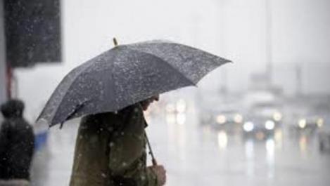 VREMEA 26 martie. Prognoza meteo pentru luni: ploi și ninsori în România
