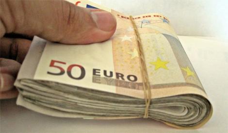 Cum poți lua 10.000 de euro de la stat! Primii români au depus deja actele!