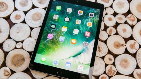 Tot românul va avea bani să-și ia Apple! Compania lansează cel mai ieftin iPad: Costă mai puțin decât o vacanță la Costinești