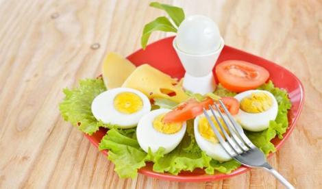 Dieta cu ouă fierte: slăbeşti zece kilograme garantat!