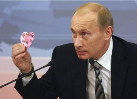 Ea ar fi noua IUBITĂ a lui Vladimir Putin. Cum arată blonda pentru care liderul de la Kremlin ar face orice! E fostă Miss Rusia