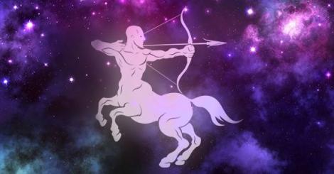 Horoscopul lunii aprilie pentru Săgetător. Cum îi merge zodiei Săgetător