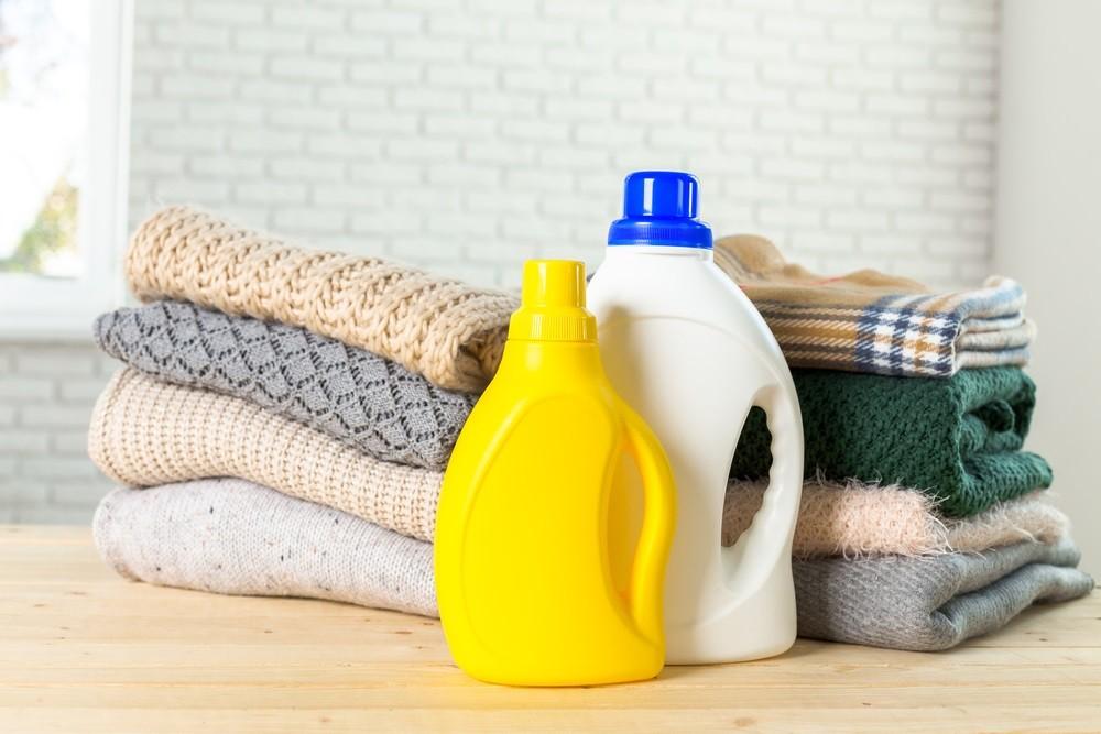 De ce este absolut necesar să spălăm hainele pe care tocmai le-am cumpărat din magazin