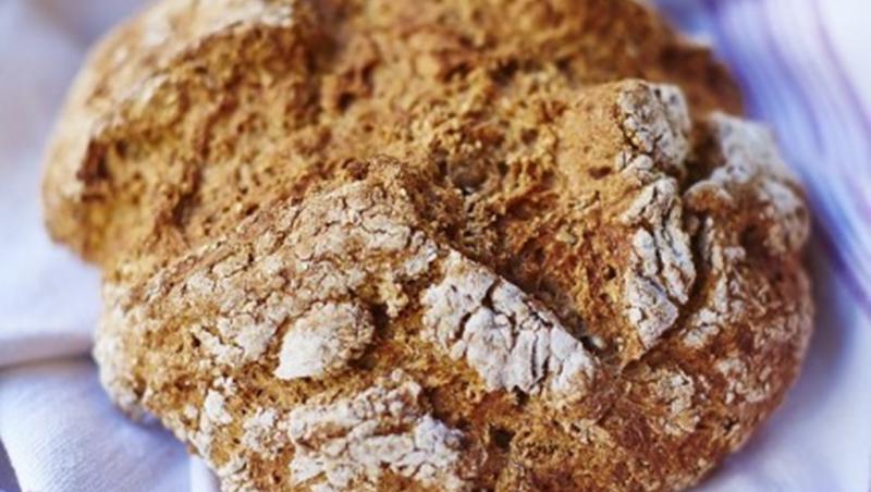 Pâine cu bicarbonat. O alternativă la pâinea de casă, fără drojdie, mai gustoasă și mai sănătoasă.