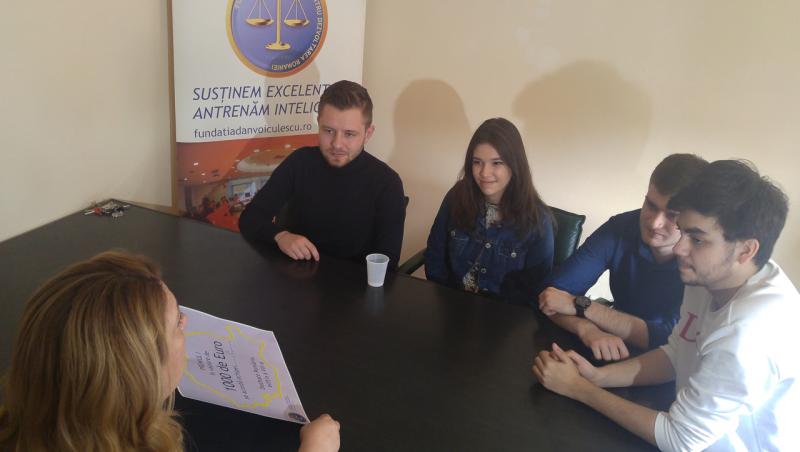 Cinci tineri și-au adjudecat marele premiu de 1.000 de euro pentru oratorie