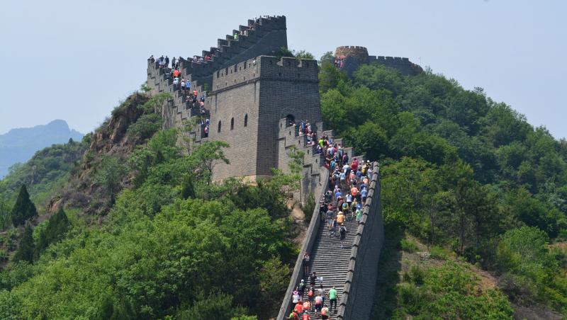 Marele Zid Chinezesc și Soldații de Teracotă – două dintre simbolurile Chinei