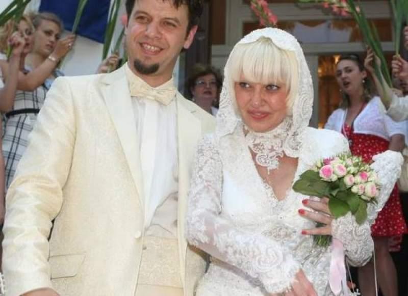 Prima apariție publică a lui Liviu Arteni, după moartea Israelei. Rămas văduv, bărbatul a recunoscut că suferă enorm după artistă