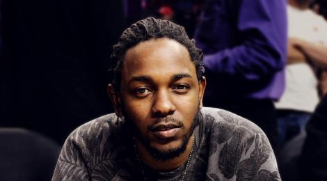Kendrick Lamar scrie ISTORIE! Cântăreţul a câştigat Premiul Pulitzer pentru albumul "Damn". În urmă cu o lună, baschetbalistul Kobe Bryant lua Oscarul