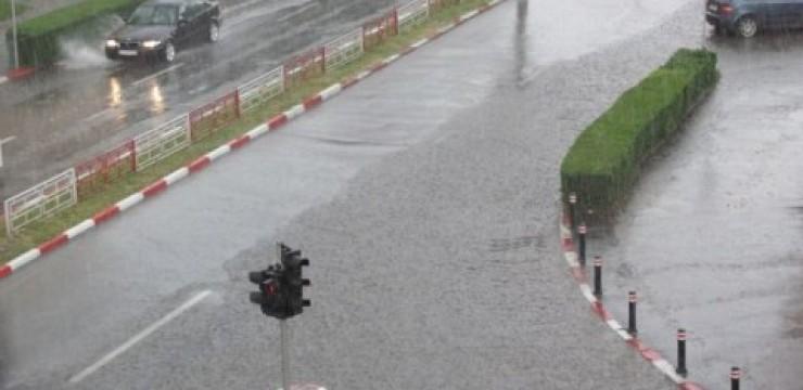 Nu mai avem primăvară! Meteorologii anunță fenomene meteo periculoase &icirc;n mai multe zone din țară