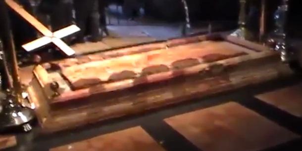 Minune dumnezeiască &icirc;n locul unde a fost răstignit Iisus! Ce a apărut la Sf&acirc;ntul Morm&acirc;nt