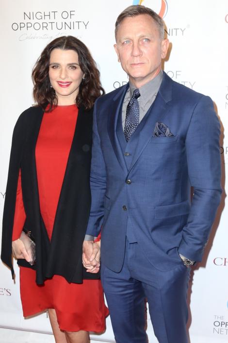 Rachel Weisz și Daniel Craig vor deveni părinți: ”Suntem încântați să avem un omuleț pe drum!”