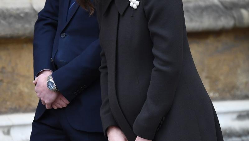 Marea Britanie fierbe! Ducesa de Cambridge e pe cale să nască cel de-al treilea copil. Kate Middleton a fost  transportată la spitalul St Mary din Londra