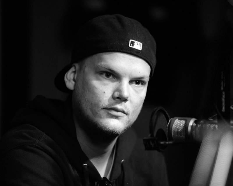Adevărul despre viața plină de excese a lui Avicii! Droguri, alcool și chiar 60 de ore de nesomn au dus la moartea artistului la 28 de ani