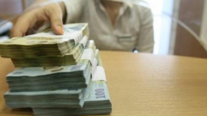 O nouă lovitură pentru românii cu credite în lei! Ratele vor crește semnificativ,  după ce indicele ROBOR a bătut recordul ultimilor trei ani şi jumătate
