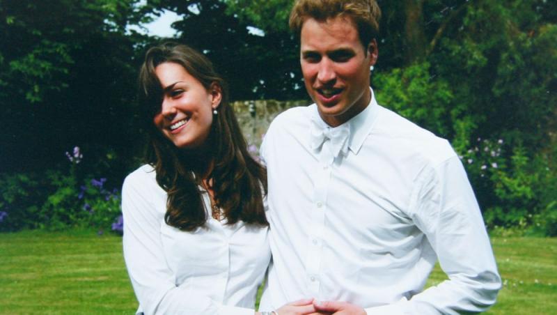 Kate Middleton și Prințul William,  șapte ani de căsnicie! S-au cunoscut în facultate, s-au căsătorit zece ani mai târziu, iar zilele trecute au devenit părinți pentru a treia oară!
