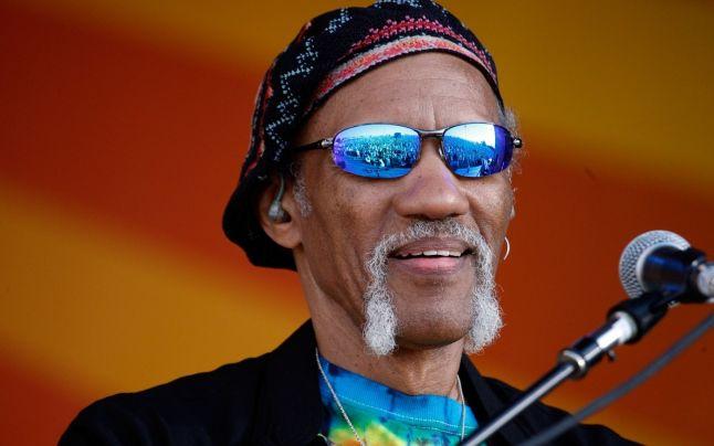 Saxofonistul american Charles Neville, de la grupul The Neville Brothers, s-a stins din viață!