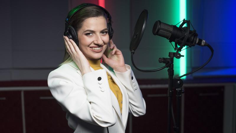 Lidia Buble interpretează coloana sonoră din noul serial, Povestirile Rățoiului, la Disney Channel