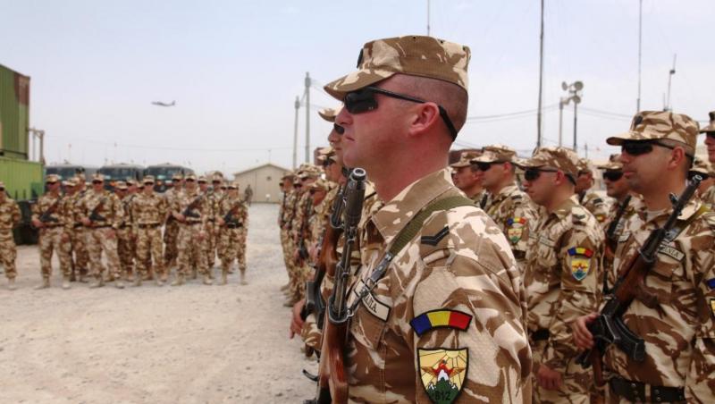 Opt militari români au fost răniţi în urma unui atentat în Afganistan. Mesajul președintelui Iohannis