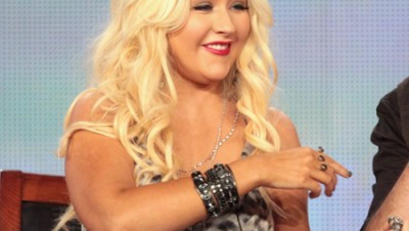 După șase ani, Christina Aguilera a revenit și a făcut anunțul: va scoate un nou album. Cum arată acum artista, după ce se îngrășase teribil de mult