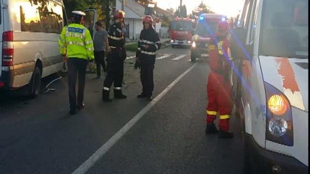 Cum s-a scuzat &icirc;n fața polițiștilor o femeie care a provocat un accident &icirc;n lanț! Replica ei te va lăsa fără cuvinte: &rdquo;Zi de zi am băut...&rdquo;