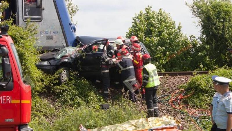 VIIȘOARA, loc blestemat! În 2017, cinci adolescenți și-au pierdut viața într-un accident cumplit într-o localitate cu același nume, din Bistrița-Năsăud, după ce mașina lor a fost lovită de tren