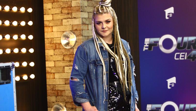 ALEXANDRA CRIȘAN, de la „X Factor” direct la „The Four”. Artista a venit de acasă cu cel mai tare susținător: fiul ei, în vârstă de zece luni