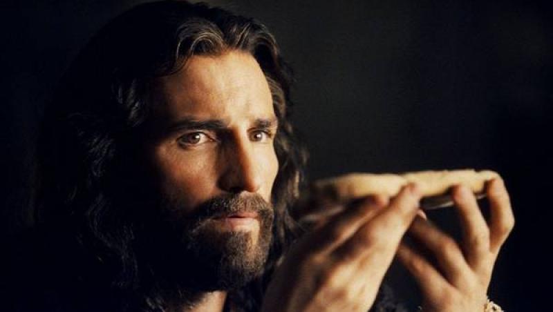 Actorii care au interpretat rolul lui Iisus, urmăriți de un blestem? Ce s-a ales de ei, după ce l-au jucat pe Hristos