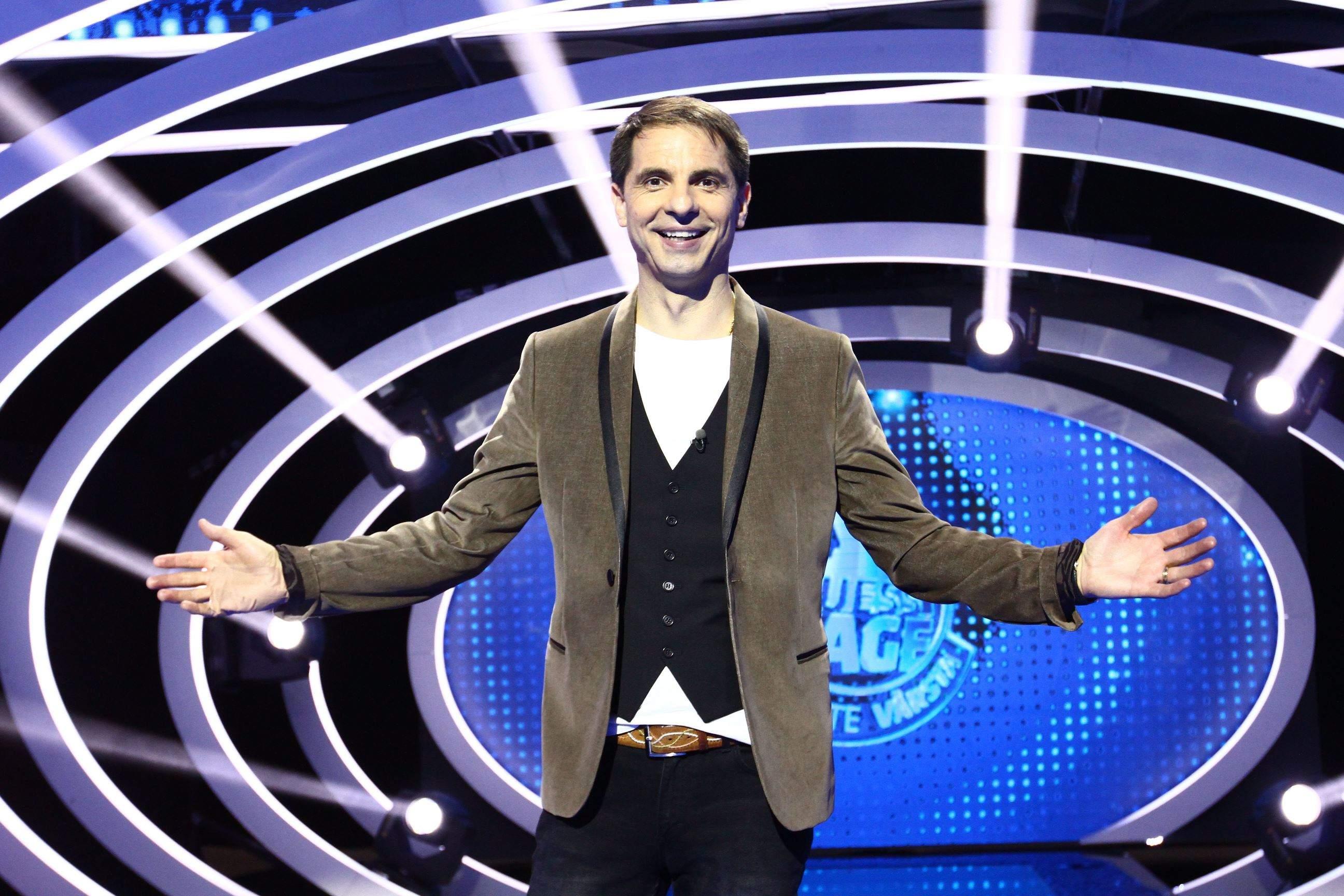 Ce nu se știa despre Dan Negru! Prezentatorul TV a mărturisit totul &icirc;n cadrul unui interviu: &rdquo;Mama și tata au fost căsătoriți 45 de ani!&rdquo;