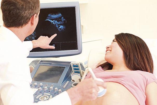 E oficial! Cuplurile infertile vor primi bani de la stat! Ce trebuie să faci ca să beneficiezi de acest sprijin financiar