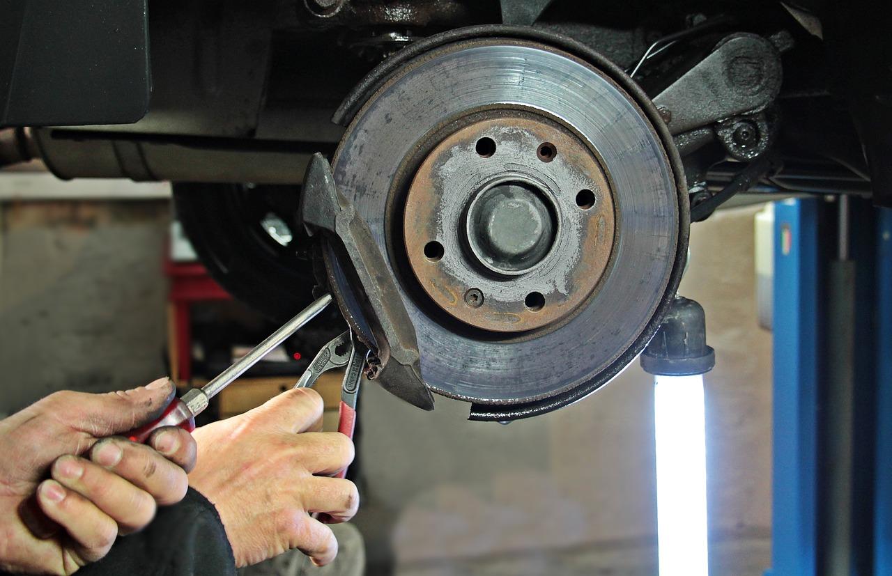 Tot ce trebuie să ştim despre rafturile auto pentru scule