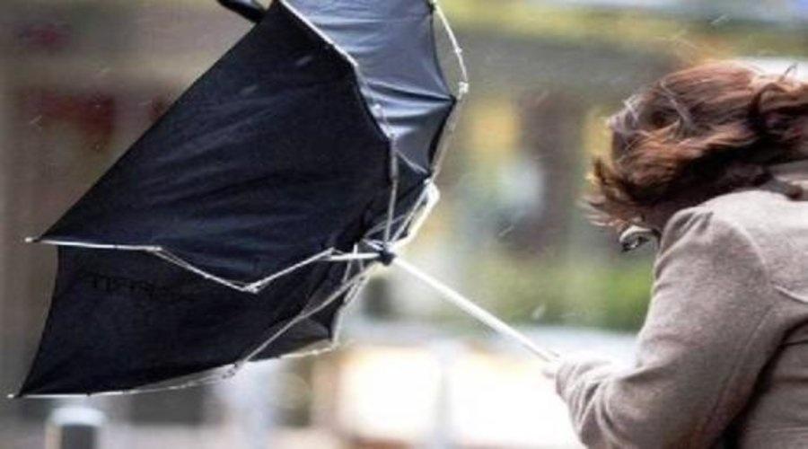 &Icirc;NCEPE! Primele avertizări de vreme rea: ANM a emis cod galben pentru opt judeţe din țară