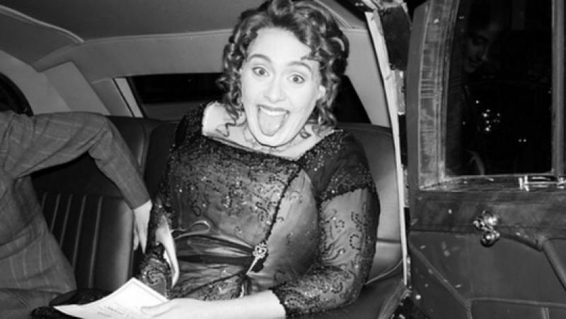 Adele şi-a sărbătorit împlinirea vârstei de 30 de ani printr-o petrecere extravagantă, a cărei temă a fost filmul „Titanic”. Imaginile sunt SENZAȚIONALE