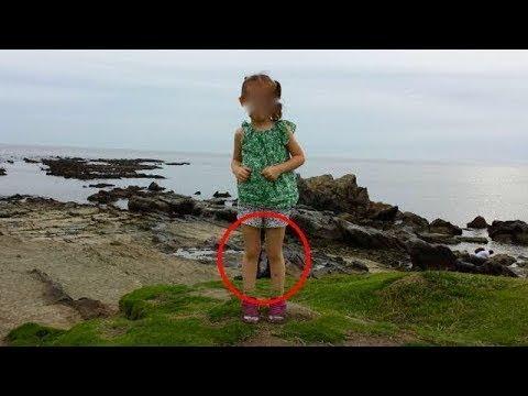 Moment bizar pentru tatăl unei fetițe! I-a făcut o poză micuței sale, dar c&acirc;nd s-a uitat mai bine la fotografii s-a &icirc;ngrozit. Detaliul care apare &icirc;n una dintre imagini l-a &icirc;nfricoșat