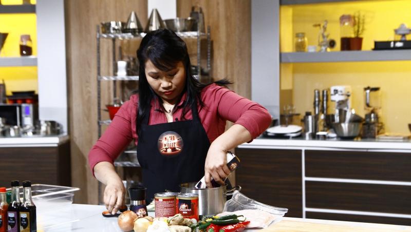 Bucătari profesioniști, un concurent care vinde clătite la metrou și o bonă filipineză au trecut în etapa următoare „Chefi la cuțite”