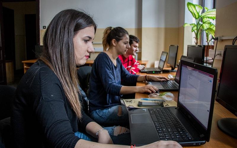 Anunț extraordinar pentru elevi! Vor fi &icirc;n culmea fericirii c&acirc;nd vor afla ce li se pregătește!