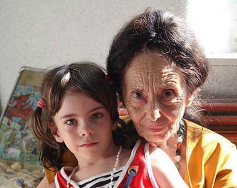 Probleme MARI de sănătate pentru Adriana Iliescu. S-a întâmplat la câteva ore după ce fiica sa a ieșit din examen!