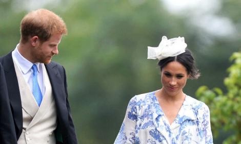 Ducii de Sussex au strălucit la nunta nepoatei Prințesei Diana. Iată cât de antent este Harry cu soția sa
