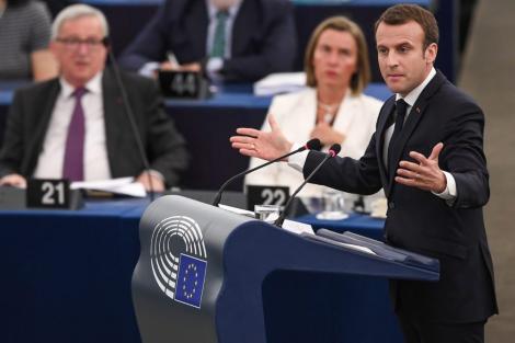 Emmanuel Macron, mesaj către un adolescent: „Spune-mi Dl. Președinte!”
