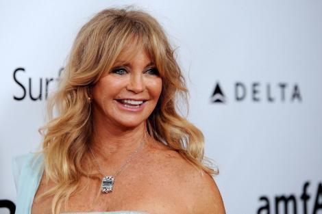 Goldie Hawn, de invidiat la vârsta de 72 de ani! Vedeta a pozat în costum de baie. FOTO