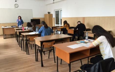 SUBIECTE ROMÂNĂ BACALAUREAT 2018. Ce le-a picat elevilor la română: Poezie la subiectul III, pentru UMAN și REAL
