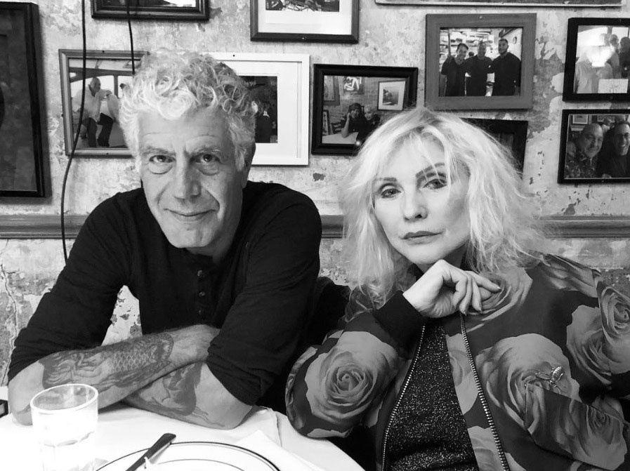 Și-a anunțat Anthony Bourdain, celebrul bucătar, SINUCIDEREA? De ce nu a văzut nimeni SUFERINȚA care &icirc;l măcina?