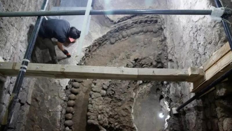 CRUZIMEA aztecilor, dezvăluită la adevărata scară! Descoperirea MACABRĂ a arheologilor în capitala Mexicului. Sacrificații apucau să își vadă inimile scoase din piept! – FOTO
