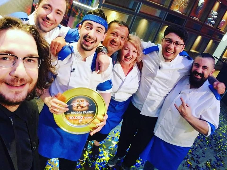 Ce i-a făcut Chef Florin câștigătorului emisiunii „Chefi la cuțite”! Imaginile care NU s-au văzut pe TV!