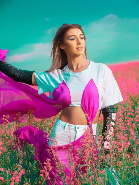 Alina Eremia, fotografie de colecție alături de Edi, iubitul ei, cel pentru care a scris o piesă. În sfârșit, ni-l arată și nouă!