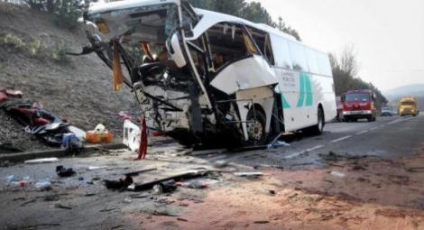 Accident GRAV! Un autocar plin cu români, tragedie în Bulgaria: "O depăşire riscantă este cauza"