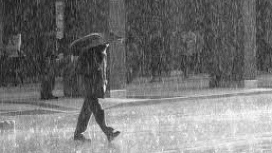 Alertă METEO de ploi abundente, inundații și grindină! Zonele &icirc;n care vremea face acum ravagii